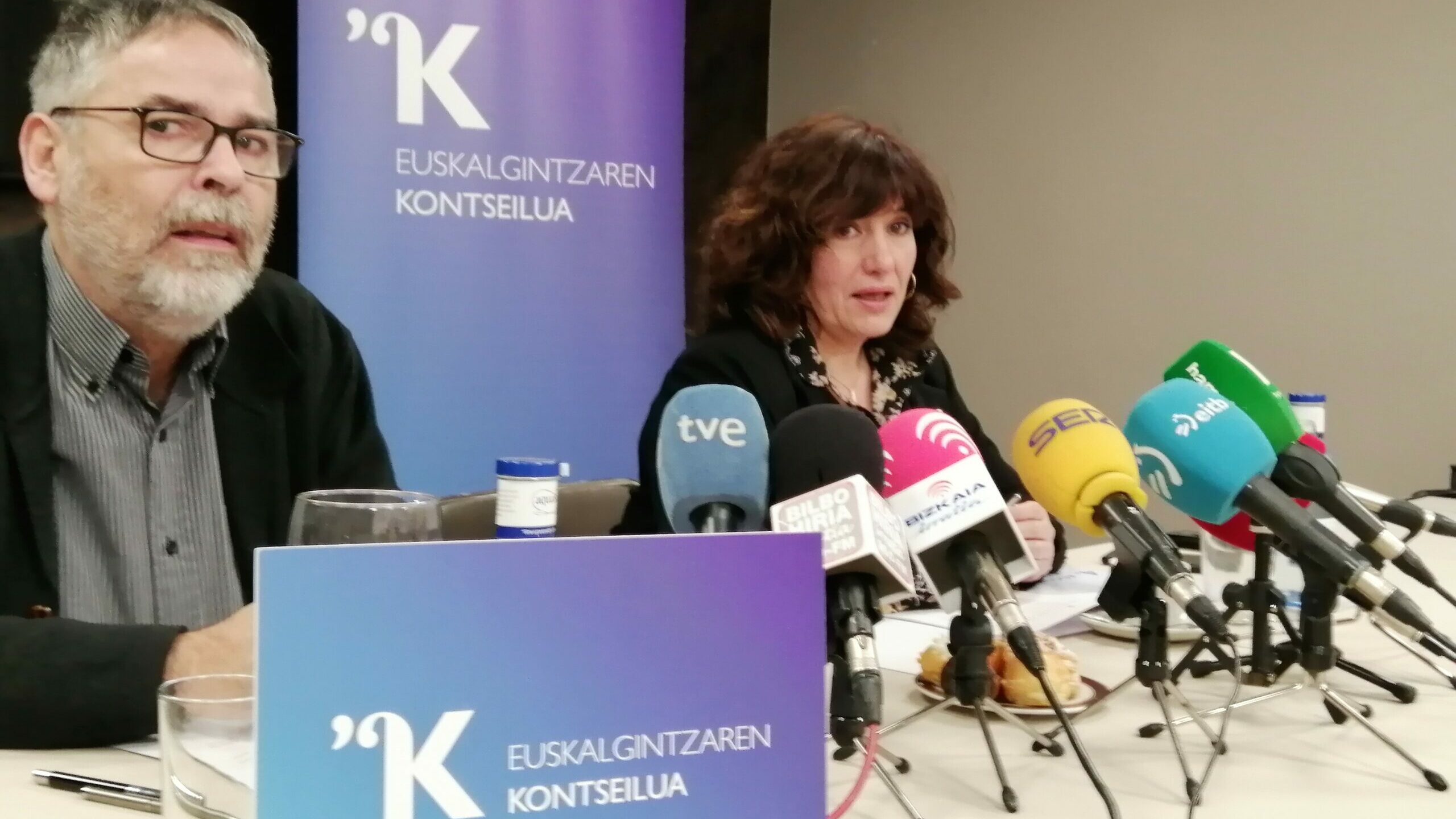 Euskeraren kontrako epai judizialei erantzuteko protokoloa adostu gura dau Kontseiluak