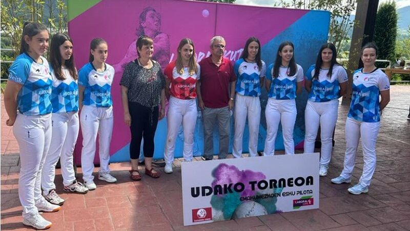 Larrabetzun Emakumeen Udako txapelketea aurkeztu dabe