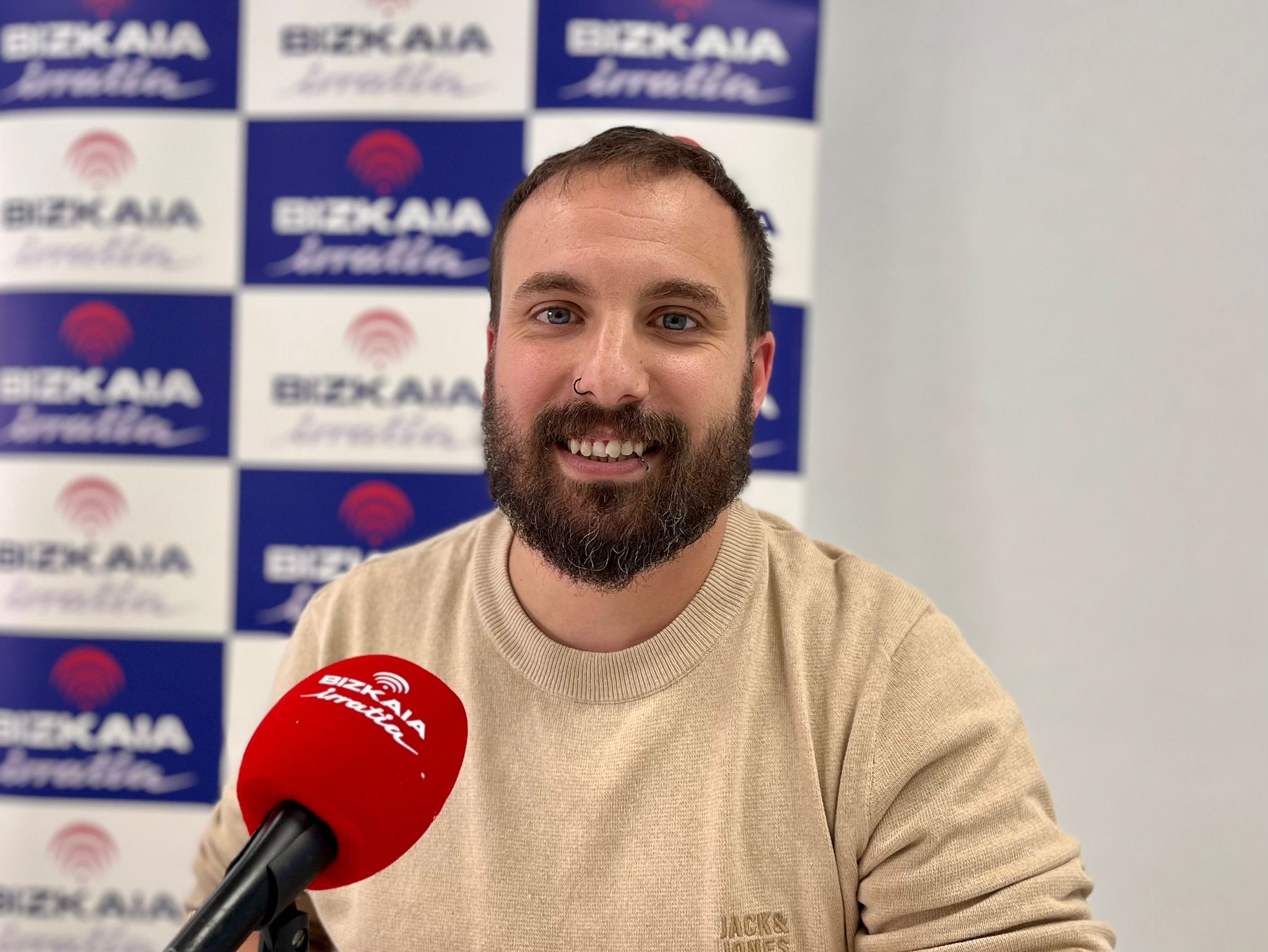 Jonathan Mujika: “Umeak herriaren parte dira, eta herrian parte hartzeko aukerea izan behar dabe”