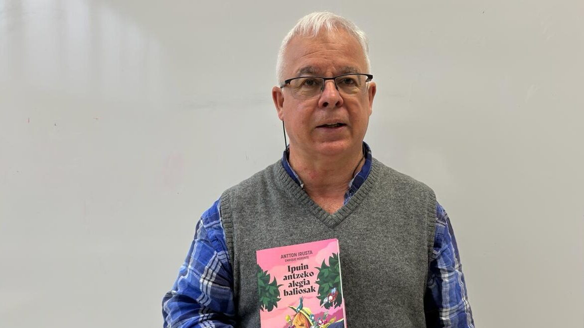 Antton Irusta: “Egin behar doguna da alkarri begiratu eta gehiago kontatu”