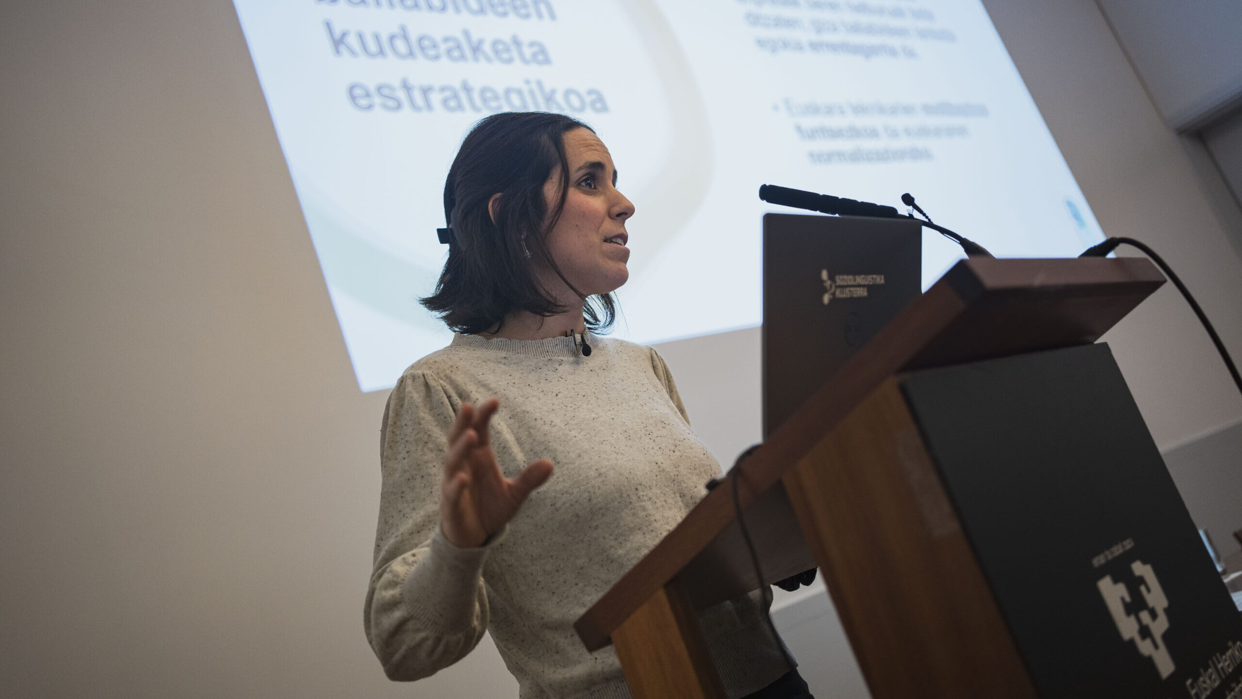 Arrate Illaro: “Euskera teknikari askok bakardade sentsazinoa dabe”