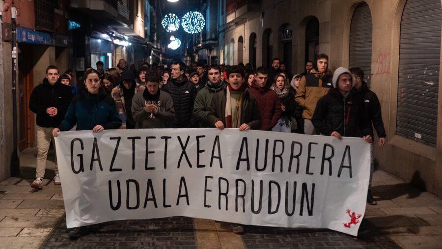 Ander Sarriugarte: “Durangoko udalak sei gazte salatu dauz eta holan ez da dialogetan”