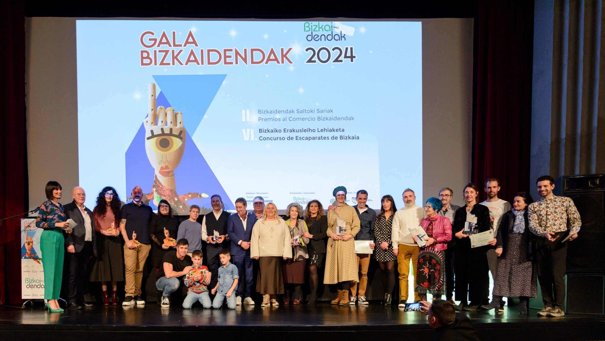 Bizkaidendak sariak Dra! eta Gili-Gili dendentzako