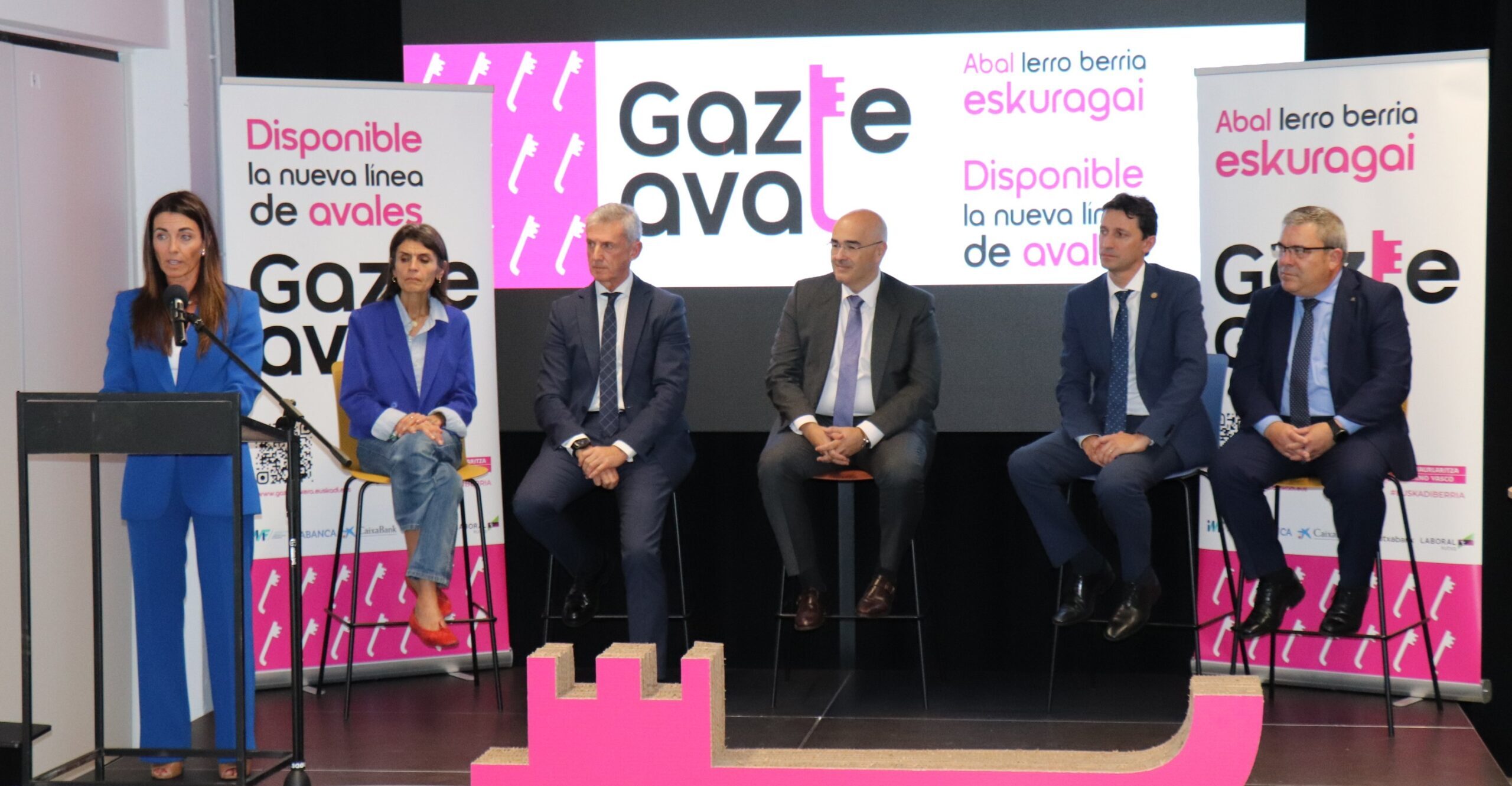 Gazteaval, gazteen artean lehen etxebizitza bermatzeko programa barria