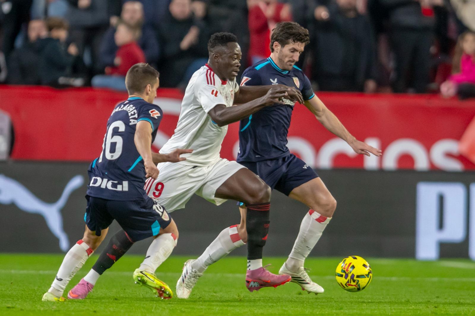 Espiral negatibotik urten ezinean dabil Athletic ligan (2-1)
