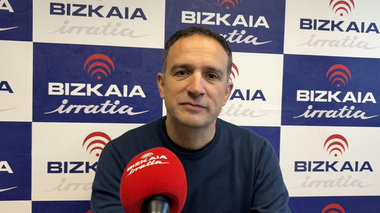 Mitxel Lakuntza: “Euskerea eta gaztelaniaren exijentzia parekatu behar da”