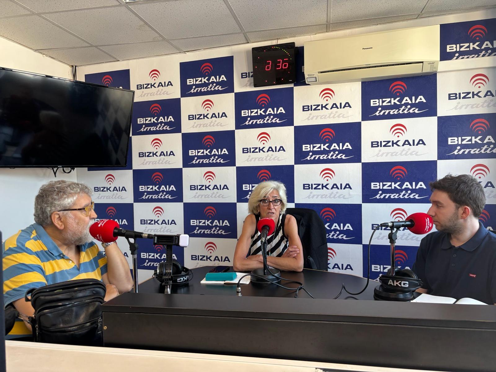 Futbola eta Zapatero auzia berbagai