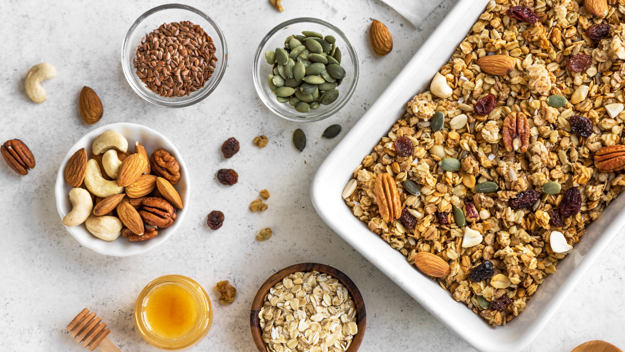 Etxean prestautako granola, armozu edo askari gozoa