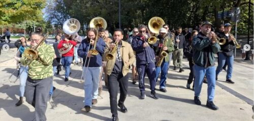 Broken Brothers Brass Band taldeak 20 urte bete dauz