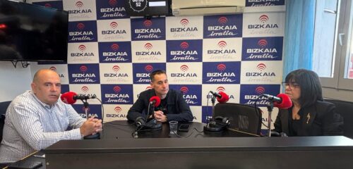 Etxebizitzaren arazoa eta tren istripuaren erantzukizun politikoak hizpide Batzar Nagusietako tertulian